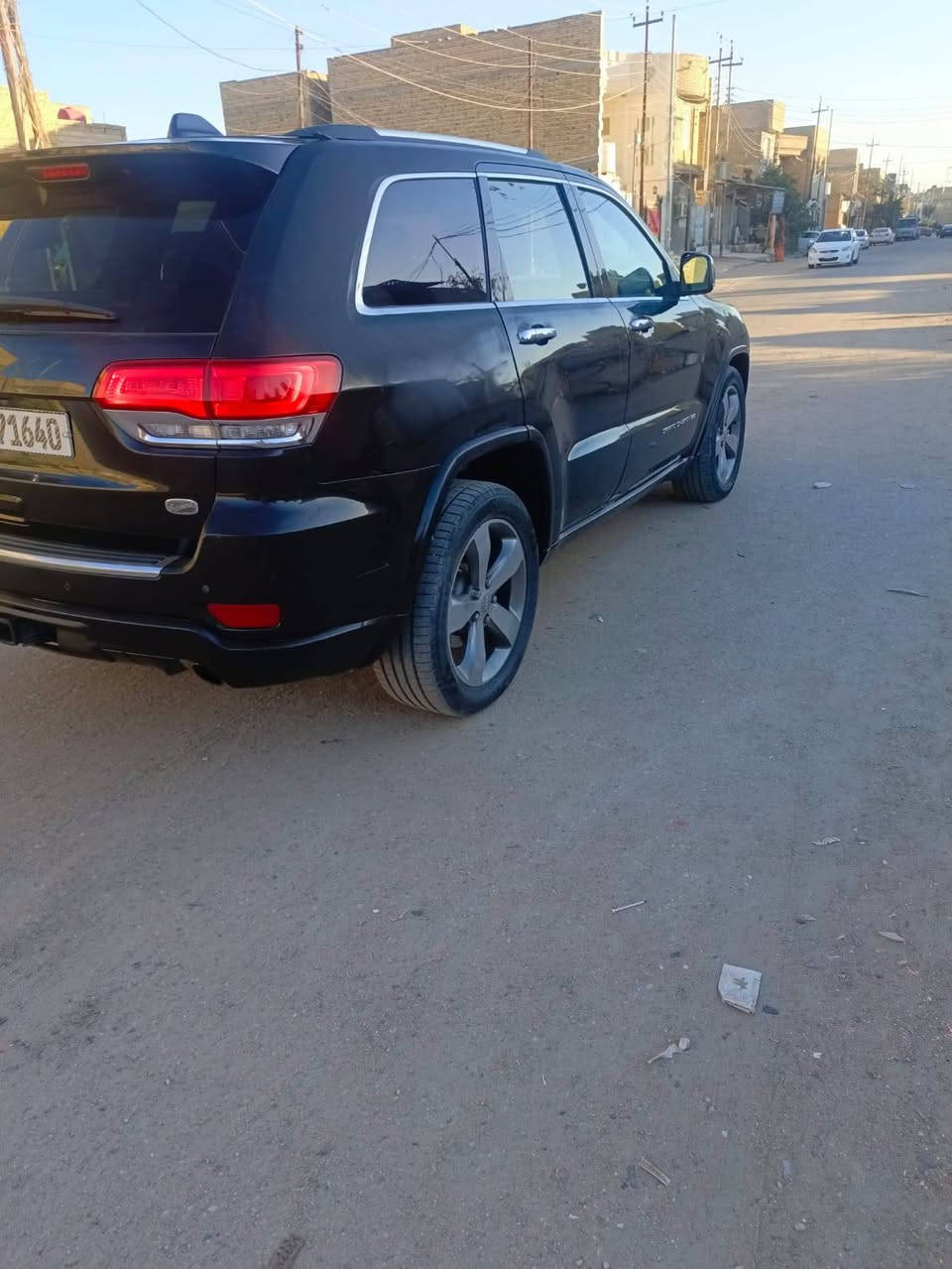 للبيع جيب شيروكي 2014 فول مواصفات 
محرك 6 سلندر قوي وناعم
الضربة جامَلِغ عكس السايق (خفيفة ومصلحة أصولي)
تبديل بند
ماشيه: 141 ألف كم
المحرك، الكير، بحالة ممتاز
السعر 185 وبيها مجال
للأتصال /***********
مكان السياره /الناصريه مركز
