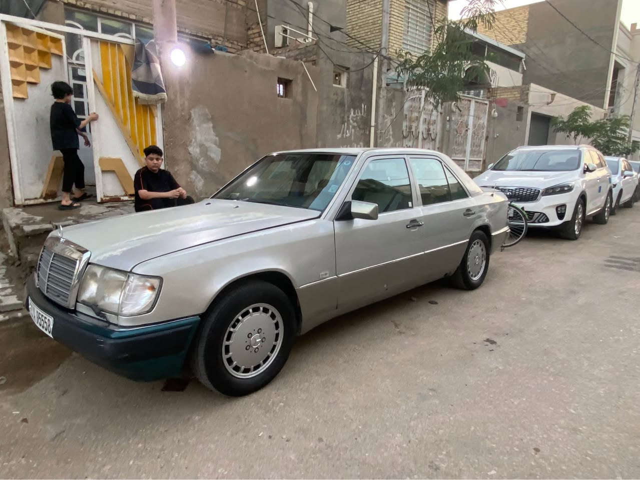 مرسيدس دب 300 موديل 87 قواعد دبل سليمه رقم بغداد باسمي مداور ثاني يوم مكينه وكير ففتي 3000 غرفه جلد كهرباء تخم تاير جديد حداديه كهربائيات كلها شغاله تبريد بس غاز منظومة كامله  سياره بيها جراد بس قماره وبنيد وجنطه صفاحه كلش حلوه وكاعده سياره مال جناي عايزه ترتيبات سعرها 49 وبيها مجال مكاني نجف *********** النجف, العراق
