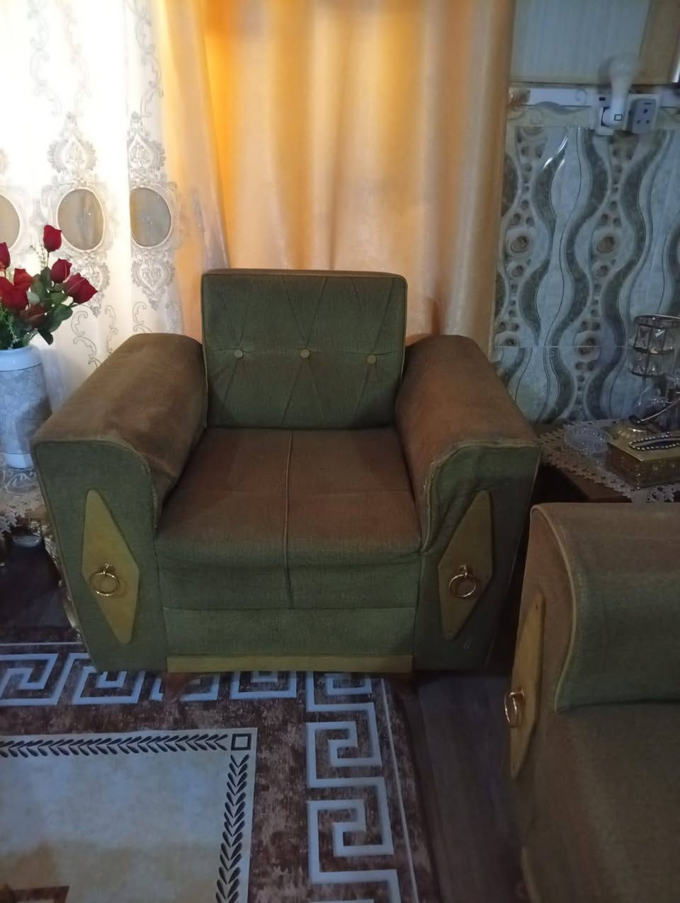 عندي تخم للبيع ويا طبلات 5 كبيرة عنواني شهداء قرب روظة البسمه رقم الهاتف *********** 
*********** ابو نور العبودي
