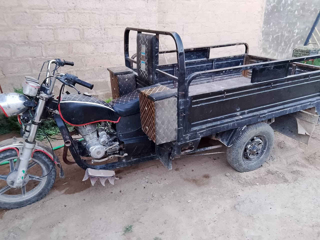 سلام عليكم ستوته للبيع مليون قفل موديل 2017ورق كامله ***********
