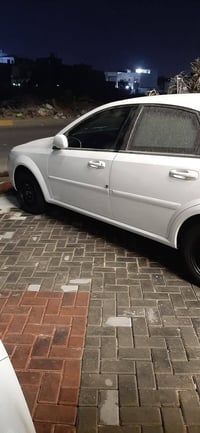 اوبترا٢٠١٢ ماشيه 130 بيها صبغ باب خلف السايق سعرها90 للاتصال 077172411...