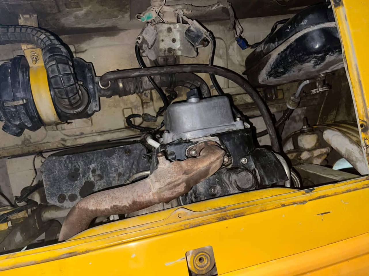 سلام عليكم تكتك 2019 رقم وسنويه ثاني يوم احولك رقم انكليزي تكتك شاهد الله خير من الله تاخذها كبل تطلع للشارع مكينتها ناعمه وتخبل اكفلك المكينه لا تنقص ولا تبخر وكذالك الاكسنت تكتك نصبتها حلوه وكلشي بيها جديد اني مبدله بيدي رايدها 5400 وبيها مجال حك الجيه بكاني بلدوره قرب شارع 60 ب ال120 رقمي***********
