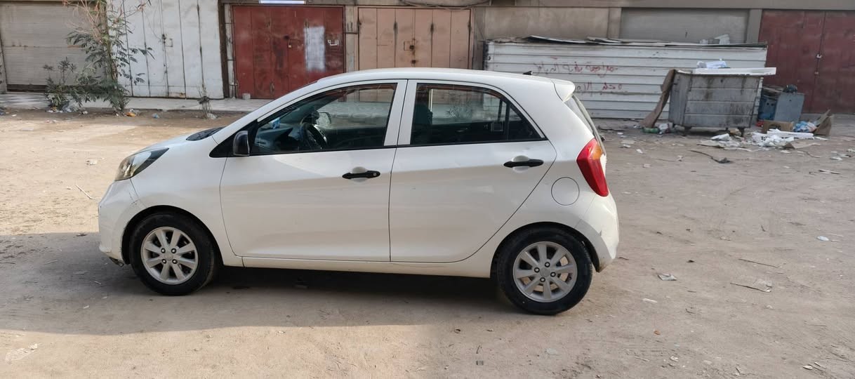 كيه بيكانتو 2015وارد خليجي كفاله ضربه وصبق وتبديل محرك ،كير حداديه كله جديد رقم بصره  سنويه ،2026سياره جاهزه مانقصه برقي***********
