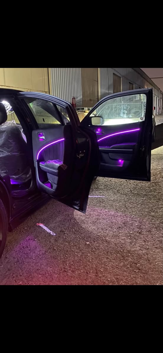 جارجر SXT 2022.      3600. تو ويل
مزوده بالكامل وايد بدي بنيد دواسات دعاميات دفيوزر 
 عليها اضافات كامله من كفر مري باتمان ومطريات وشفقه خلفيه وزعانف ولحيه وحلوگ صالنصه
عليها كزوز كورسه اعلى كوالتي مع برمجة الفصله والطلقات تشغله وتطفي من الريمونت
التنته سقف رولز رايز  تحكم موبايل 
لدات كامله دشبول وبيبان وارضيات وكواب. تحكم موبايل
ويل نجم مع ستد طلقه وكفر دسكات عليه ماده متوهجه 
السياره برغي ماتصرف عليها حداديه وصدر وتبريد  وكير ومكينه
حادثها جاملغ وبندي سطحي بدون دواخل بدون ايرباك ماشيه 37 قابل للزياده
بغداد زيونه
السعر 238 وبيها مجال بسيط  صور الحادث مرفقه
***********
