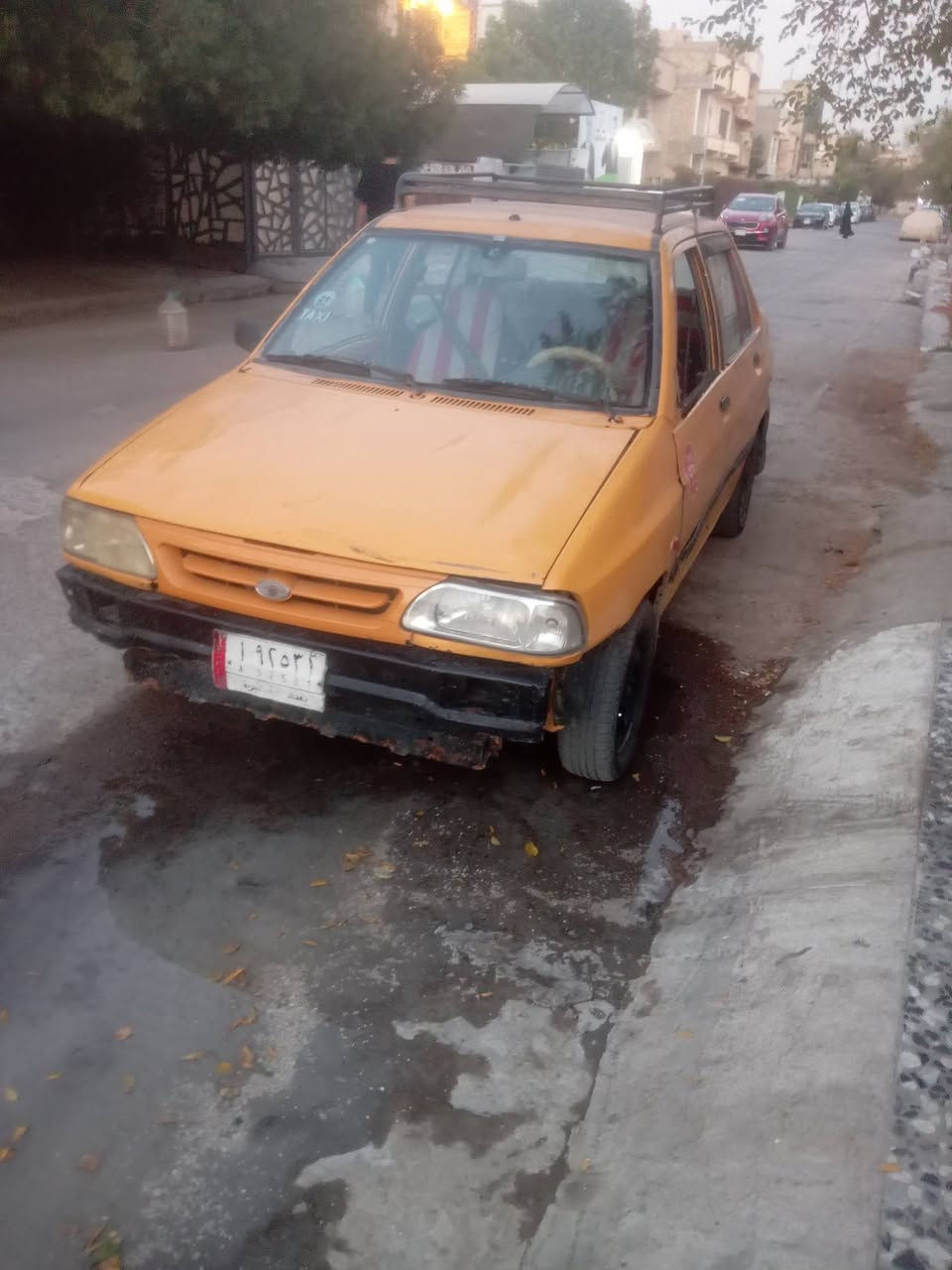 سايبه 2011 اب اسمي عليها غرامات ابيع صافي على المشتري المكان بغداد ***********
