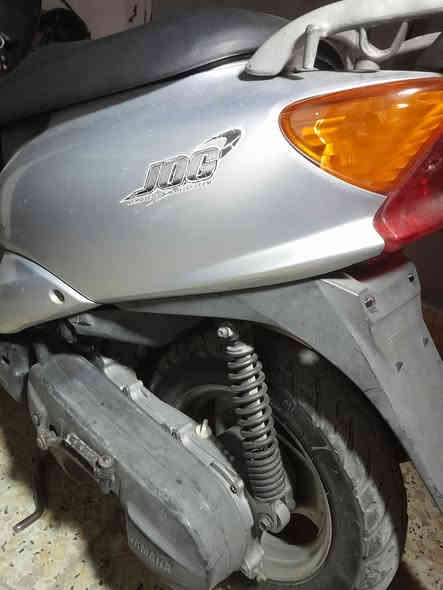 السلام عليكم دراجه عصفوريه  مكفوله كفاله عامه جديده مال رنبه ٥٥٠ قفل *********** مكاني دوره والكشن بصمه والقفل اكسل بصمه شغاله
