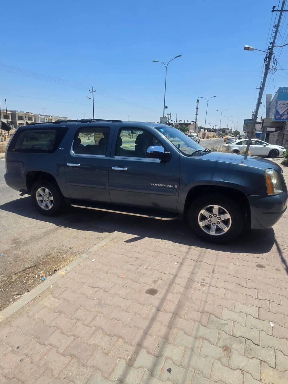 سلام عليكم احبتي GMC يوكن 6 براغي 2007 رقم بصرة جديد دولي سنوية بأسمي جديدة هزة جديدة تبريد شغال ثلج سيارة كلين 
بس دعاميات مصبوغة مواصفات واحد على واحد لون متغير تايرات جدد خلفي امامي دهن محرك جديد دهن كير جديد باتري جديد دينار متصرف عليها داخل بيجي شاشة تاب كشنات تدفئة لايتات وعدسات جدد شرط نهار الدنية بليل مكانها كركوك *********** سعر 220 خابر وتدلل ولدكولون ليش متذكرون سعر
