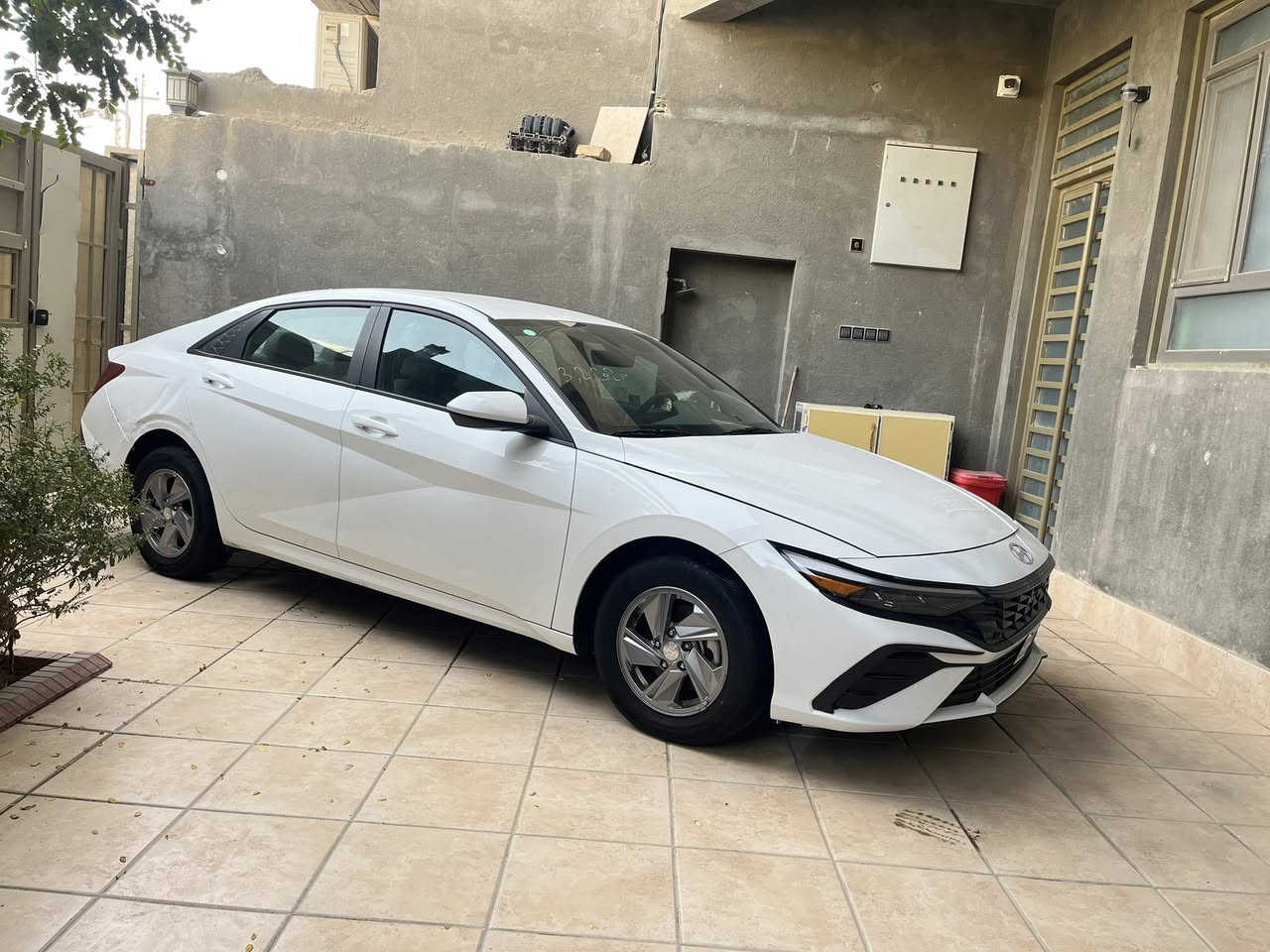 #اللهم صل ع محمد وآل محمد #هيونداي النترا 2024 دخول جديد امس دخلت كتاب شهداء ذي قار وكاله عامه من المالك بسم المشتري 

معفيه من الرقم ترقيم ع المشتري 

سياره كفاله عامه كلين ( فقط جاملغ خلفي يرجع بارد ) مكفوله من التبديل والصبغ وبدون ارباك
مواصفات سويج نص فول كامره تحكمات رادار حساس شاشه ويل كب 
        #السعر 163 قفل قفل 
مكان ناصريه مركز حي اور مكلف بالنشر غير متواجد ع الفيس رقم الهاتف *********** صور الحادث بالمنشور  وتحياتي لكم 🙏
