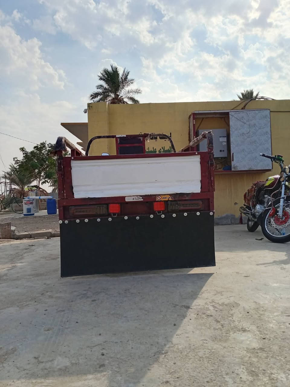 السلام عليكم ستوته لبيع مرقمه شمالي رقم وسنويه جمره السعر مليون وبيهه مجال مكاني بعقوبه ***********رجاءا مو شراي لا تعبني
