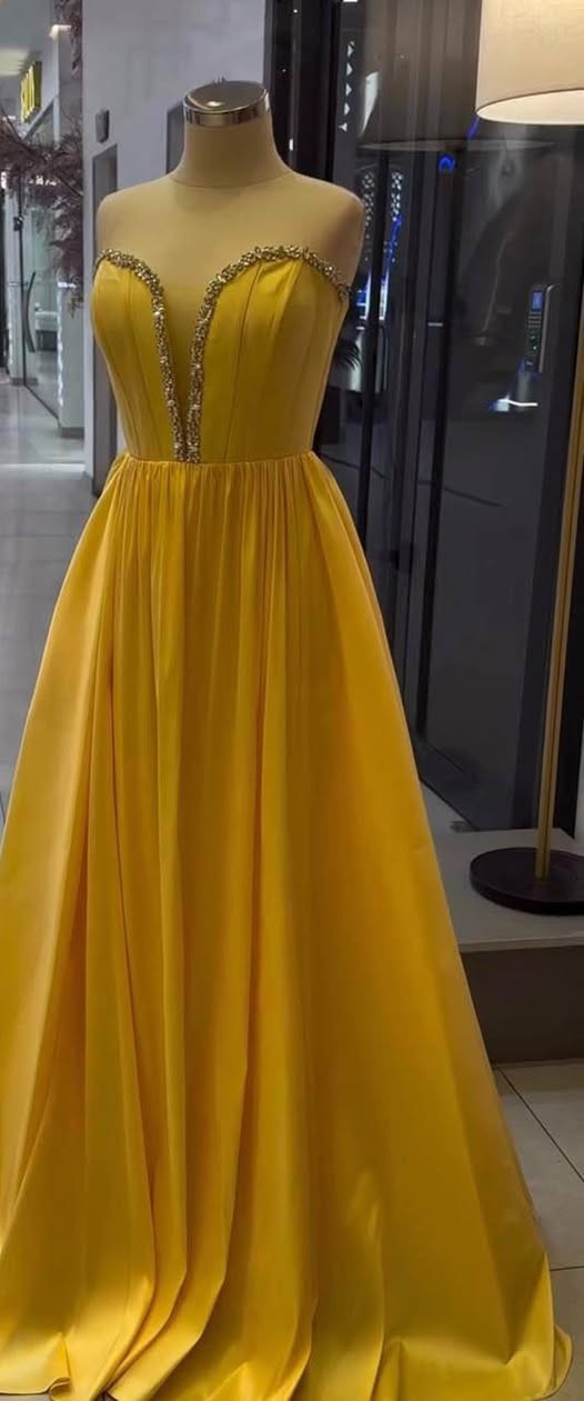 فستاني اخذتة من تركيا 
بي جيوب وجاكة بس متبين الا اذا انت حبيتي تبينيها كلش حلو وراقي  
يلبس من ٥٨ الى٦٤ هل اوزان   
سعرة٢٥٠ الف واريد ابيعةب١٧٥


**إذا كنت صاحب هذا الإعلان وتريد حذفه لأي سبب، رجاءا أرسل رسالة إلى الدعم الفني**