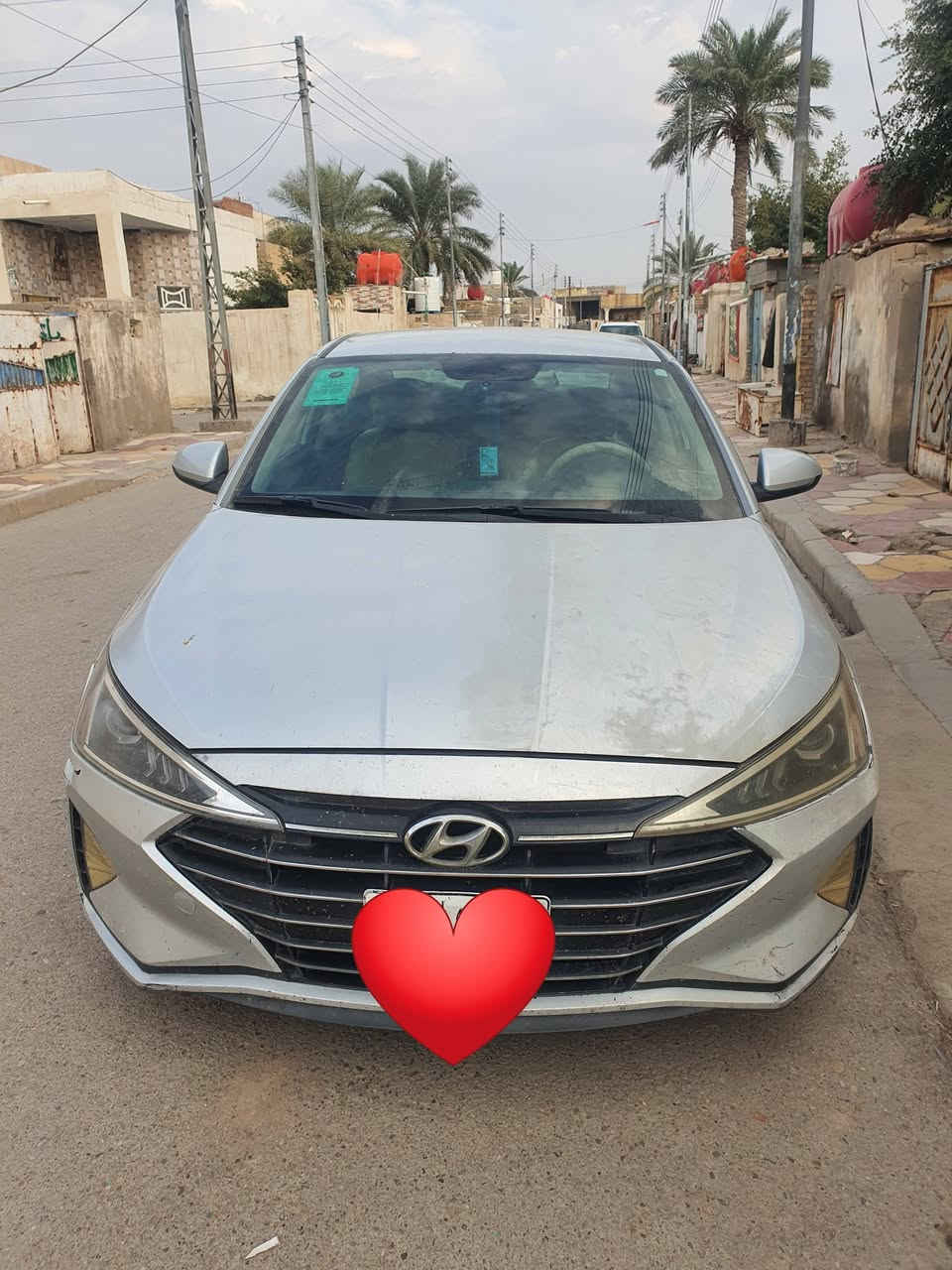 النترا
٢٠١٩
رقم ميسان محرك ٢٠٠٠
امريكي حادث بنيد وجاملق
السعر ١٢٠ وبيه مجال 
مكانها ناحية العزير 
***********
