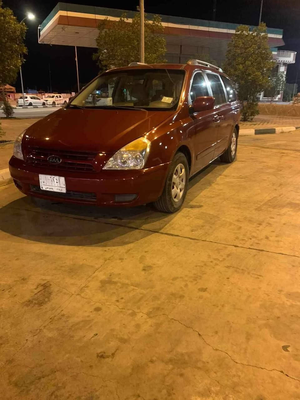 السلام عليكم للبيع كيا سيدونا موديل 2008 حادثها جاملخ خلفي ومصبوغه حزام للجماليه كير ومكينه كفاله للاستفسار الاتصال على الرقم ***********
