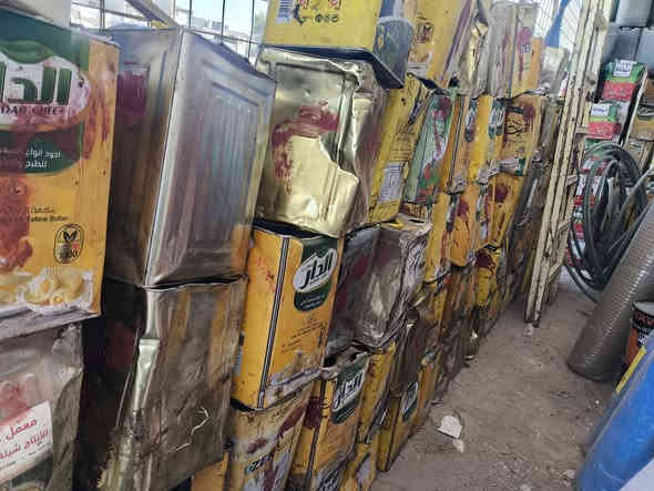 محلات حجي خالد
فلانكوت مائي 
فلانكوت نفطي 
زفت حراري بغداد 
ماستك+ جير حجري بغداد 
اصباغ عراقي رخيص او درجه اوله 20لتر +5 لتر

لاستفسار .. ***********
جانب اسوق روكان قرب مسطب العمل
