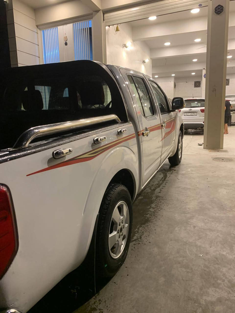 سلام عليكم للبيع نيفاره 9هزه شهر 4 ركم بغداد نكليزي سعر 85 ***********
