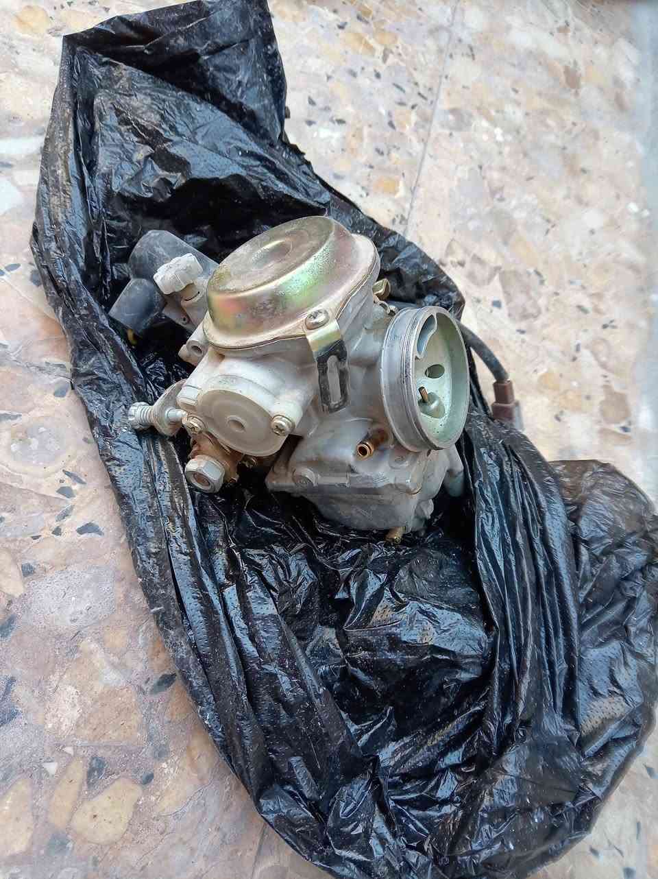 سلام عليكم غراض فراشه للبيع المكينه كايمه ابيعهه وياله وتايرات نضيفات كابريتر ساو نوعيه جيده استخدام. شهر الكابريتر عل فحص وتانكي فراشه +دبل خلفي جنطه واقيه/ شوته مال حاويه /باتري شغال ستعمال شهر  وكاعيه مال فراشه سواده


**إذا كنت صاحب هذا الإعلان وتريد حذفه لأي سبب، رجاءا أرسل رسالة إلى الدعم الفني**