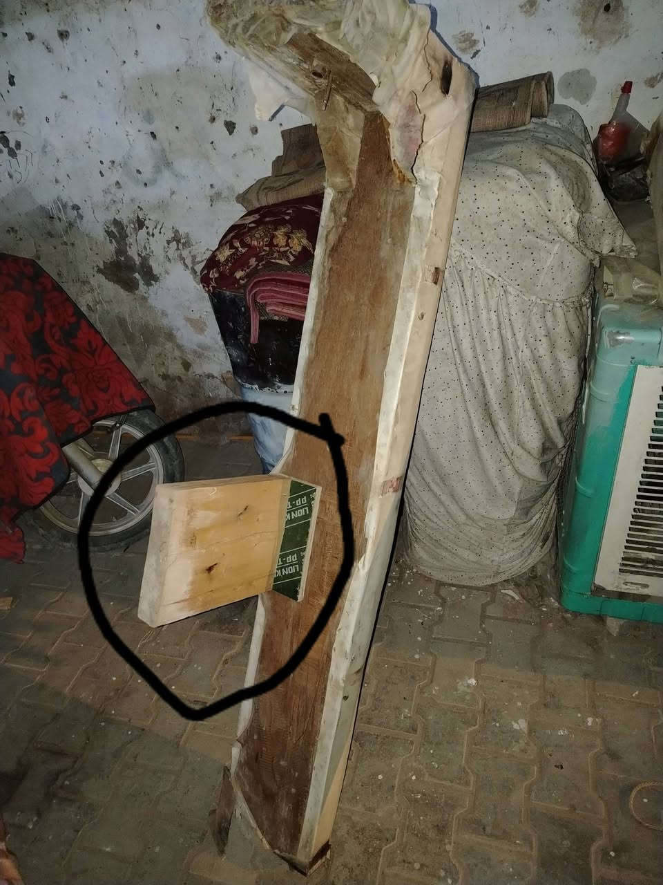 مصطبات البيع بس وحده بيهن طاكه ومقويه ***********
