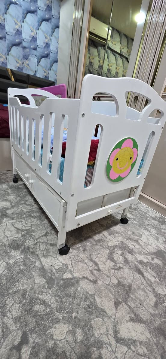 سرير طفل اخو الجديد طوله ١١٠سم وعرض٦٠سم السعر ٨٠وبيهه مجال بسيط


**إذا كنت صاحب هذا الإعلان وتريد حذفه لأي سبب، رجاءا أرسل رسالة إلى الدعم الفني**