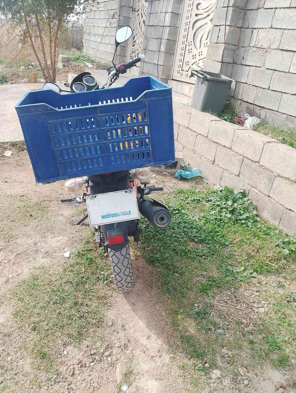 سلام عليكم ورحمه مطور سنكي البيع موديل 215 سعر 550 بلادي نضيف مال جني مكاني بلد الموشراي لايتصل رقم ***********
