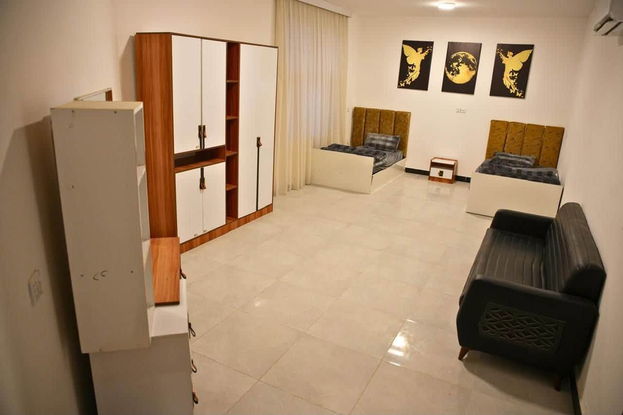 سلام عليكم تتوفر مزارع  اسعار مناسبه موثقة بتطبيق اجرالي العنوان الدوره البوعيثه استفسار رقم ***********❤️🤍🗨️ مزرعة الطيب
