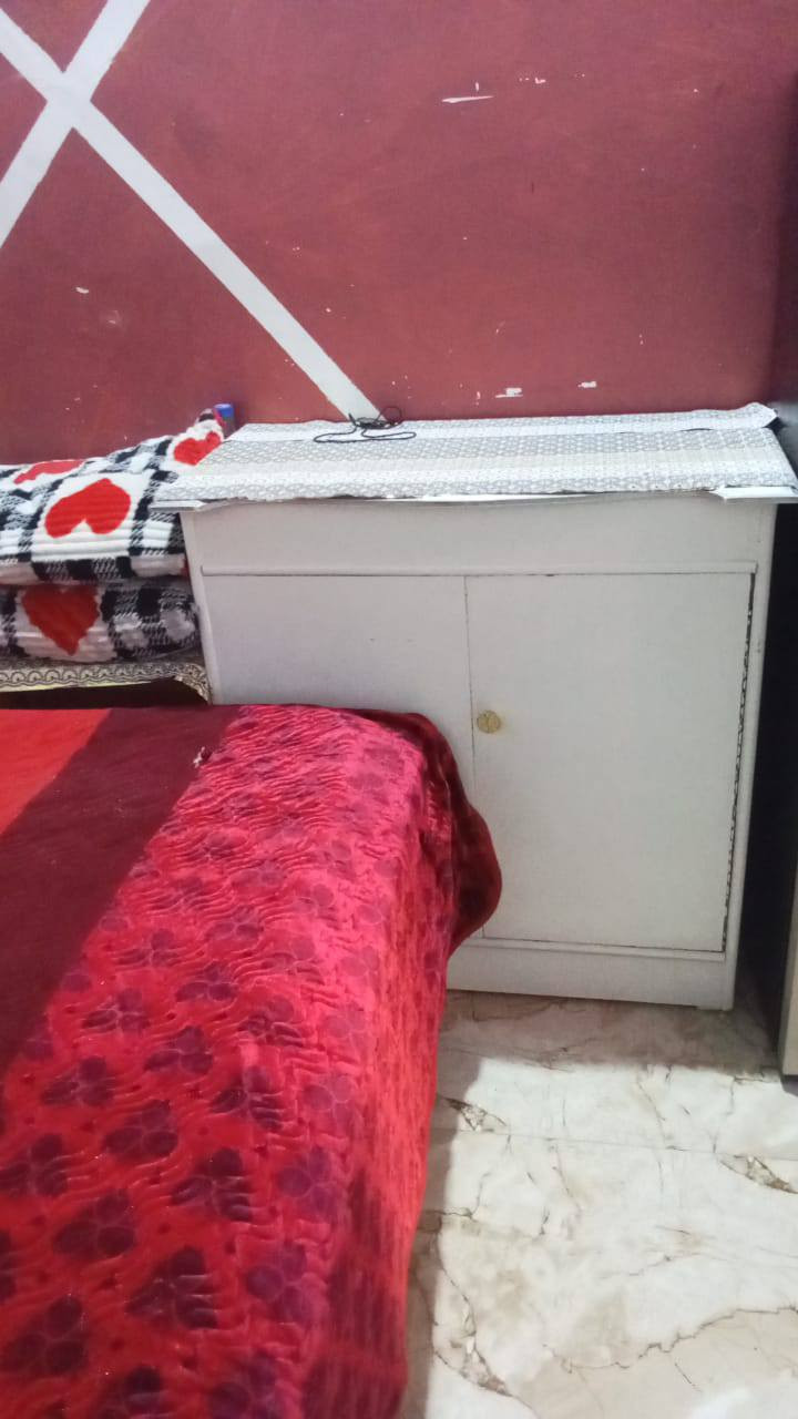 غرفة مستعملة للبيع نضافتهة 100/90
غرفة جديدة لسعر ٦٠٠
المكان بغداد ام لكبر ‏‪***********‬‏
