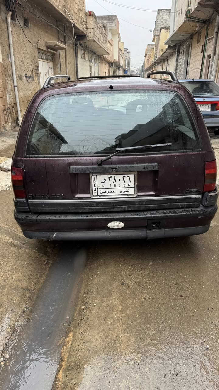 السلام عليكم اوميكا 20 للبيع الموديل 1993 اوتماتيك جامات كهربائي اسلايت كهرباىي كير ومحرك شرط السنويه 27 كاربون بنزين التواصل على الرقم ***********/***********
