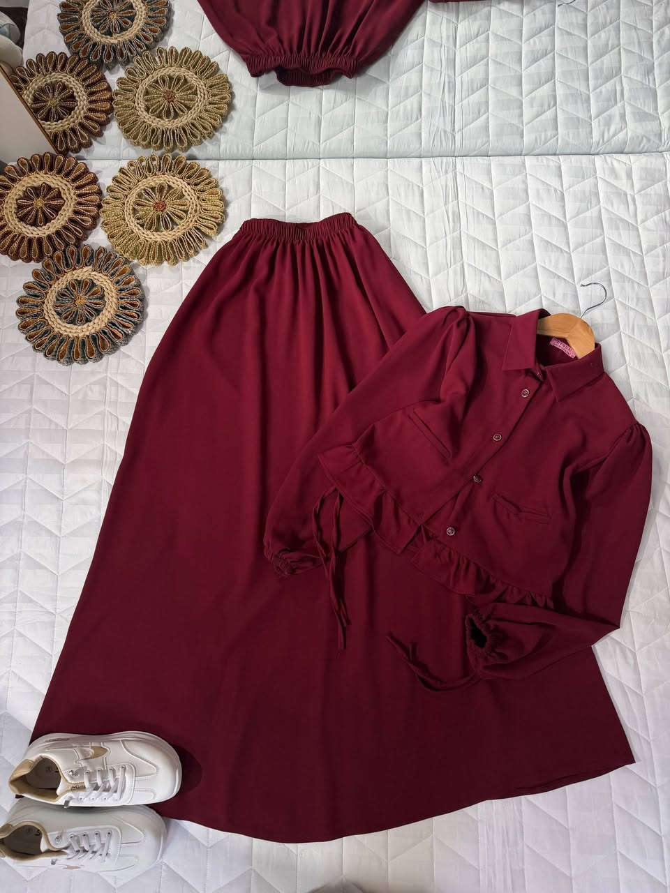 طقم خامة كريب تركي
. 
القياسات: 38 ،40 ،42 ،44 ،46 ،48.


**إذا كنت صاحب هذا الإعلان وتريد حذفه لأي سبب، رجاءا أرسل رسالة إلى الدعم الفني**