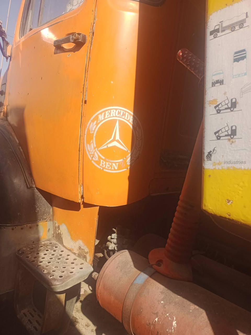 السلام عليكم بيع ،قجمه سكس قلاب ،مجموعه نص جيئف دنكير چبير تخم تاير24 صاج محرك جديد  كير 90 ،السعر 31مليون ،،***********،،،رقم دولي بسمي
