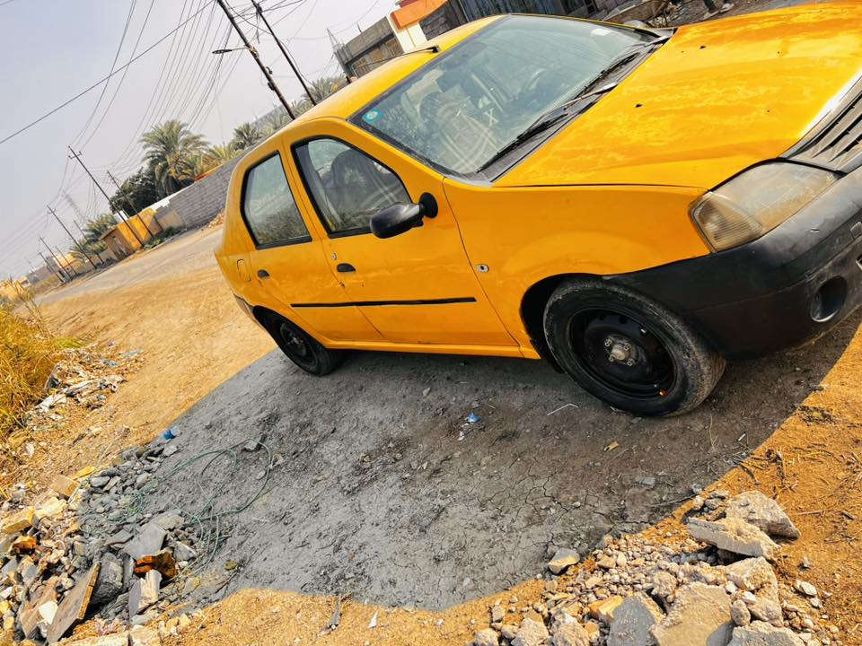 السلام عليكم رينو لوكان البيع  موديل 210مكفوله
من الصبغ 

بس بارد قليل صدر جديد   

المحرك بي خيط تبخير 

كير مكفول 

صدر مامي خلفي جديد 

تخم تاير جديد 

سياره جاهزه 

رقم بغداد بسمي تحويل ثاني يوم 

مكاني بسمايه السعر 35 وبيه مجال الشراي رقمي 

***********

***********
