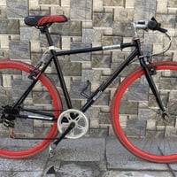 🌹  للبيع فقط   بايسكل c700   خفيف جدا وسريع ✈  جاهز اي عطل مابي👍🏻  حجم...