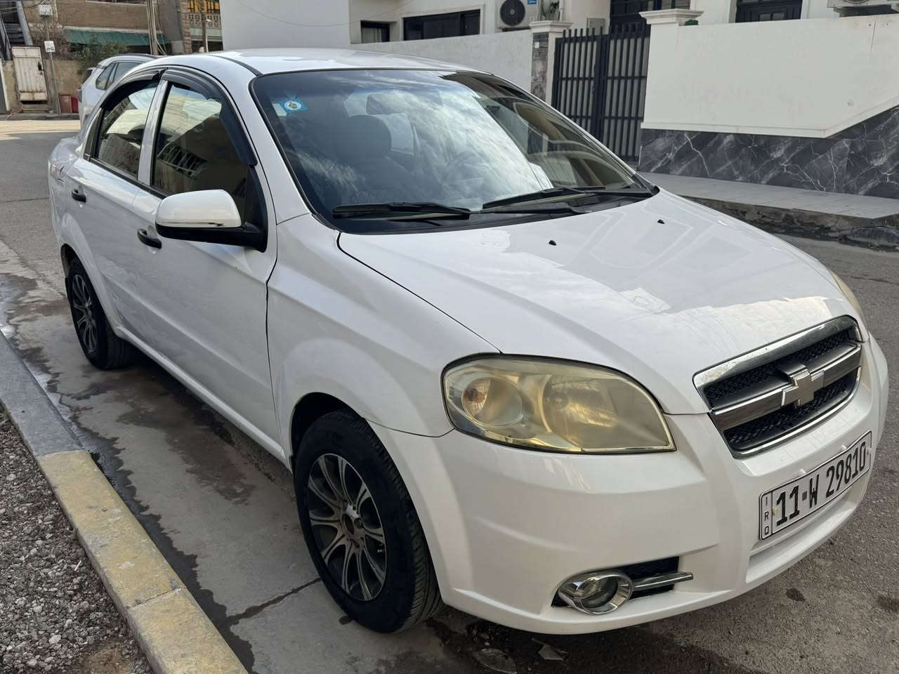 افيو ٢٠١١ مال الشركة العامة كير اوتو جام كهرباء والسيارة جاهزة كير محرك مكفول  تبريد شغال وما بيها اي نقص السيارة بيها مكانات صبغ ابيع مصبوغة سعرها ٧٣ ورقة 
***********
