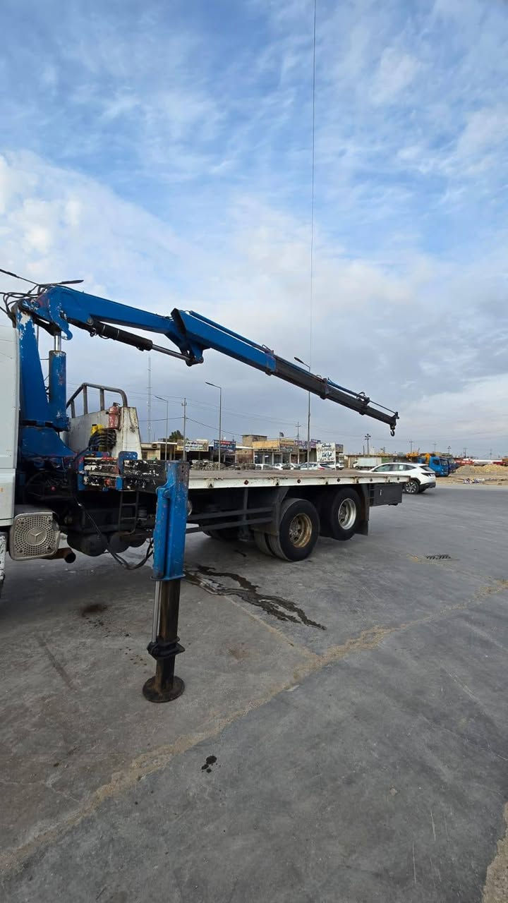 السلام عليكم
جهاز كرين للبيع 7ونص طن 3 سلايتات دهن رجلين مخالف قطعتين كفالة عامة العنوان واسط العزيزية  للاستفسار ***********
