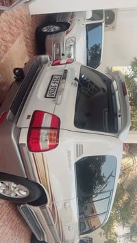 لاندكروزر • ٢٠٠٦ • اسلمانيه