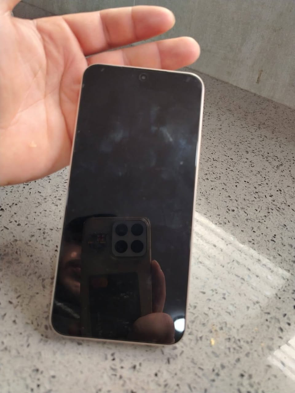 السلام عليكم
تلفون هونر x9d
الذاكره 256 الرام 12
بطاريه 8300
تلفون كلش حلو ومستعمل 15يوم
السعر 350قفل بدون عمله
*********** واتساب فقط
غير متواجد على الفيس
