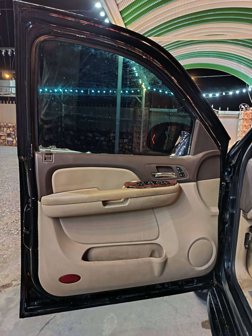 سلام عليكم ورحمة تاهو البيع و مراوس حسب القناعه الفين 2009التيزت فول موصفات جازه من كلشي رقم وسنويه أربيل كفاله عامه السعر 90وبيه مجال الستفسار***********
