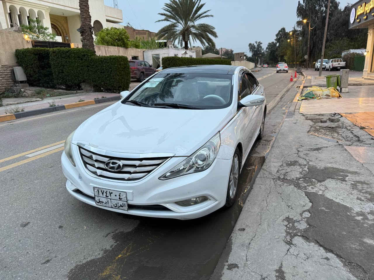 السلام عليكم ورحمة الله وبركاته 
من رخصة الإدارة المحرمة 
عندي سوناتا 2011 خليجية فول مواصفات 
رقم اربيل سنويه منتهيه تريد تحويل او وكالة عادي
محرك 2400 مكفول كير مكفول
بچم كبس بيه صبغ جاملغ خلفي وبابين شرط السونار ابيع فقط 3 قطع 
والسيارة مابيه نقص جاهزه
عنواني بابل الإسكندرية 
السعر 92 ورقه
***********
*********** الفلوجة, الأنبار
