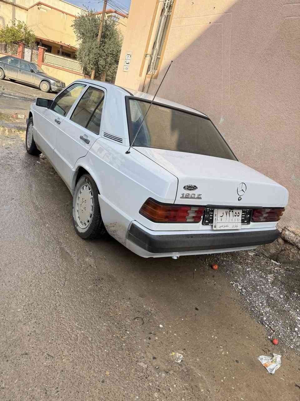 السلام عليكم
مارسدس 190 طيارين
4سلندر كابريته 
موديل1986 محدث1991
كير توماتيك 
سلايت 
كاربون بانزين 
صبغ فقط 3 قطع جماليه
طخم جديد تايرات جديد
شرط التحويل رقم الماني سنويه جديده
السعر55 وبيها مجال
مكان حي الطيران موصل
رقم الهاتف:***********
***********
