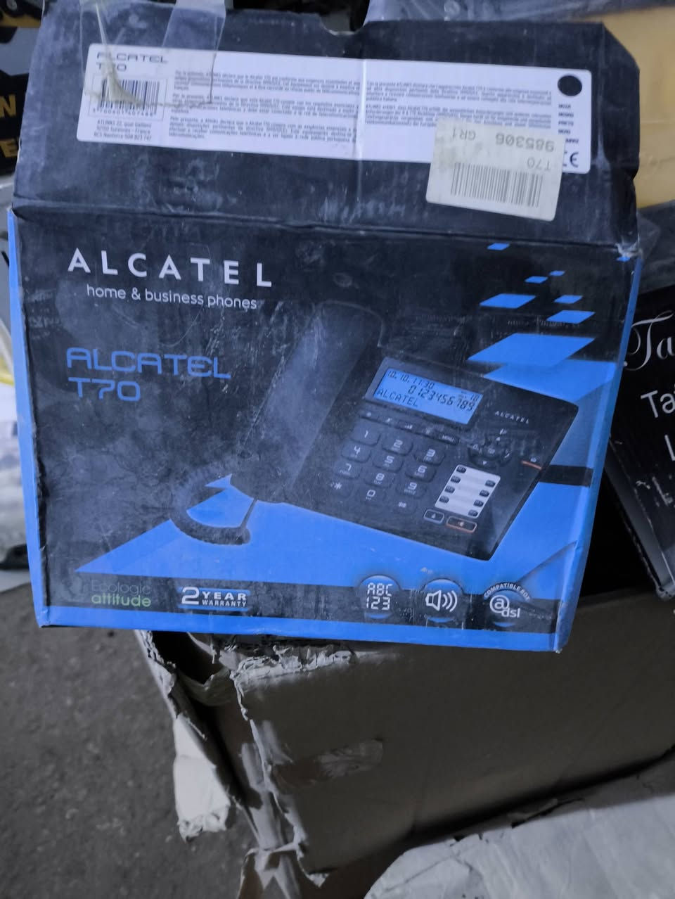 اجهزه منزليه وعدد 
البيع بالكيلو 
اثنين طن
***********
