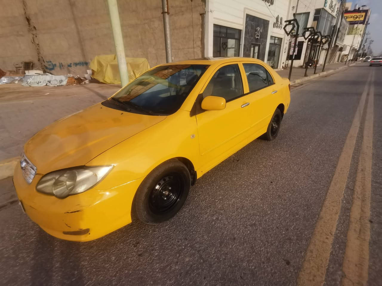 السلام عليكم بي واي دي f3 رقم بابل موديل ٢٠١٣ السياره بسمي سعر ٤٢ وبيه مجال مكان سياره كربلاء قرب مستشفى الكفيل 
‏‭٠٧٨٨ ٢٩٠ ٣٢٣٣‬
