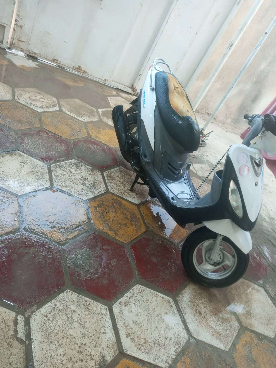 ماكس منغولي للبيع ٤٥٠بي مجال او مراوس بوليس عادي نطيك  فرق مكينه مفتوحه. كهربائيات  شغاله.   رقم***********بي واتساب
