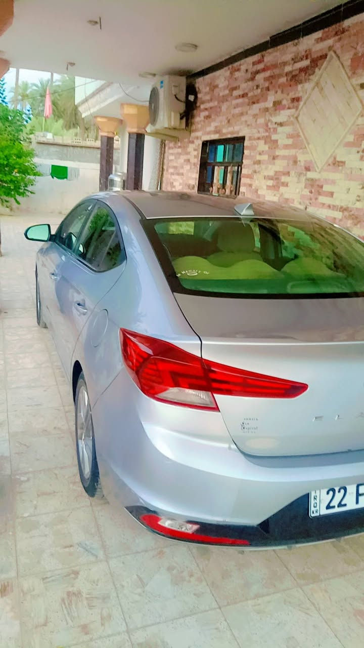 سلام عليكم النترا ٢٠ امريكي بس بنيد مبدل فول من عده الفتحه رقم انكليزي تريد وكاله او تحويل كير ايتي محرك بلادي الفين كربلاء طوريج ***********  سعرها ١٢٠ وبيه مجال
