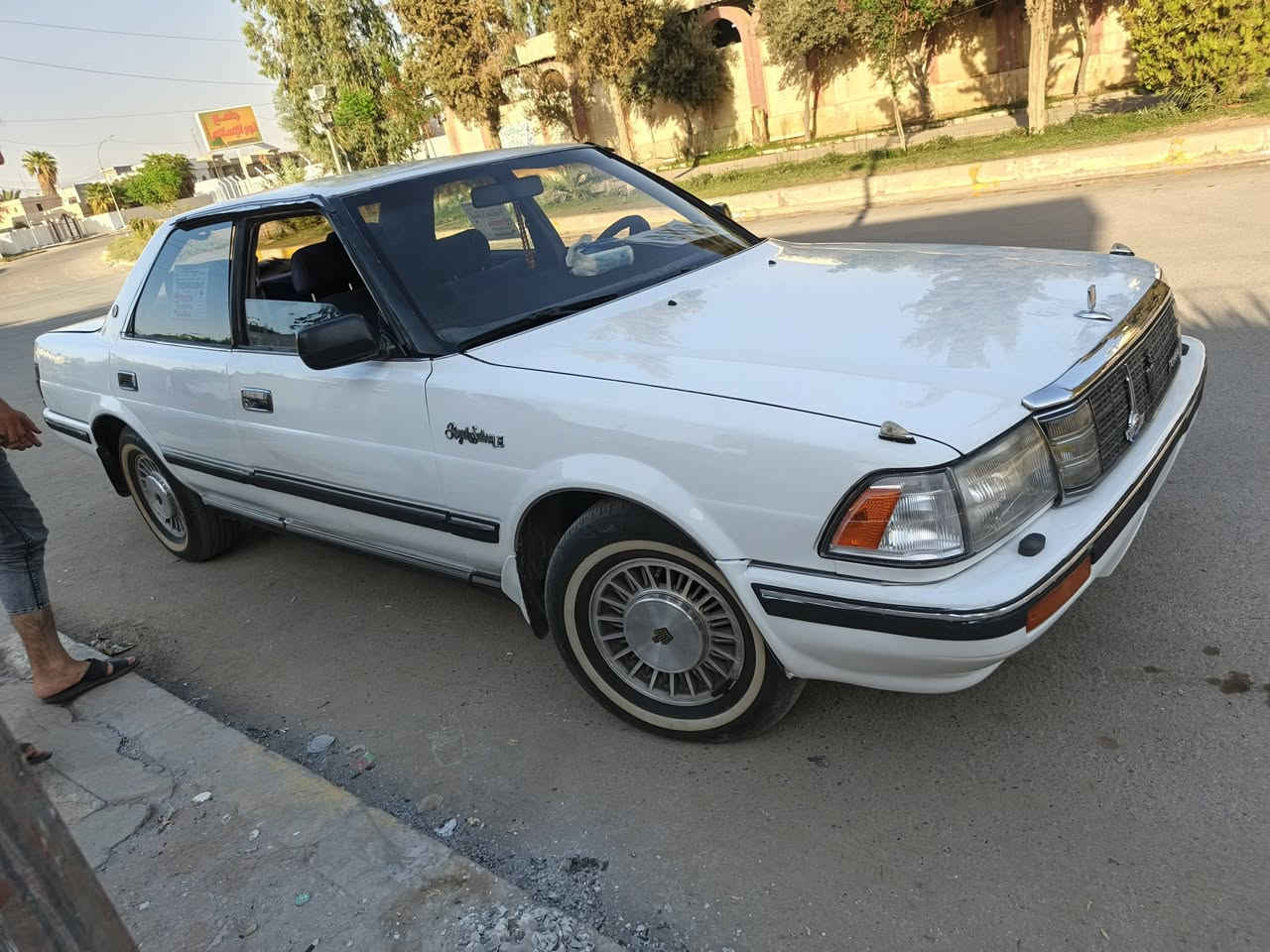 هارتوب 1989 اصلي يسار مامحور كير ومحرك ملكه 2500 رقم انكليزي نينوى مميز 9979 كير اوتماتيك تبريد سيارة جاهزة من كلشي كوبون بانزين مكانات صبغ جمالية بدون حادث قوي فقط مبدل سقف اثر سقوط حجار علي
السعر 49 وبيها مجال بسيط 
مكاني موصل الايسر 
***********
