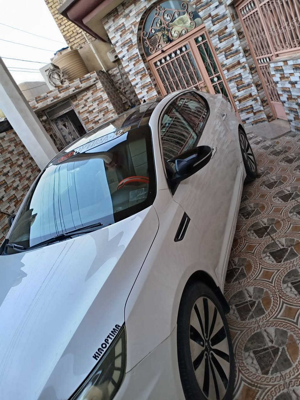 السلام عليكم
اوبتيما خليجي 2012 
فول مواصفات 
 مكينه 2400 
السعر 130$
***********
