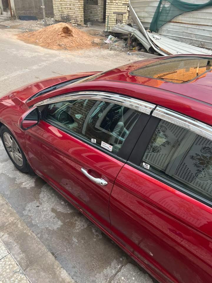 سلام عليكم

النتره مديل 2017 أجمل مديل بل النتره 

فول. لمتدد اعلى فئه 

فتحه 

بصمه أبواب 

بصمت تشغيل 

كشن. كهرباء 

خزن ميموري 

تدفئه بل كشنات 

اشارت ترحيب. 

لد امامي 

لد خلفي 

صدر  جديد 

سياره حادثها من الأمام جاملغات وبنيد وبيه لغد مصلح درجه أولى وباب السايق وباب السكن هم صبغ رقم اسلمانيه الجديد 

سياره مال بيت وبل عافيه عل ياخذها ويرهم مراوس

شراي يتصل السعر 105 وبيه مجال مكان البياع ***********
