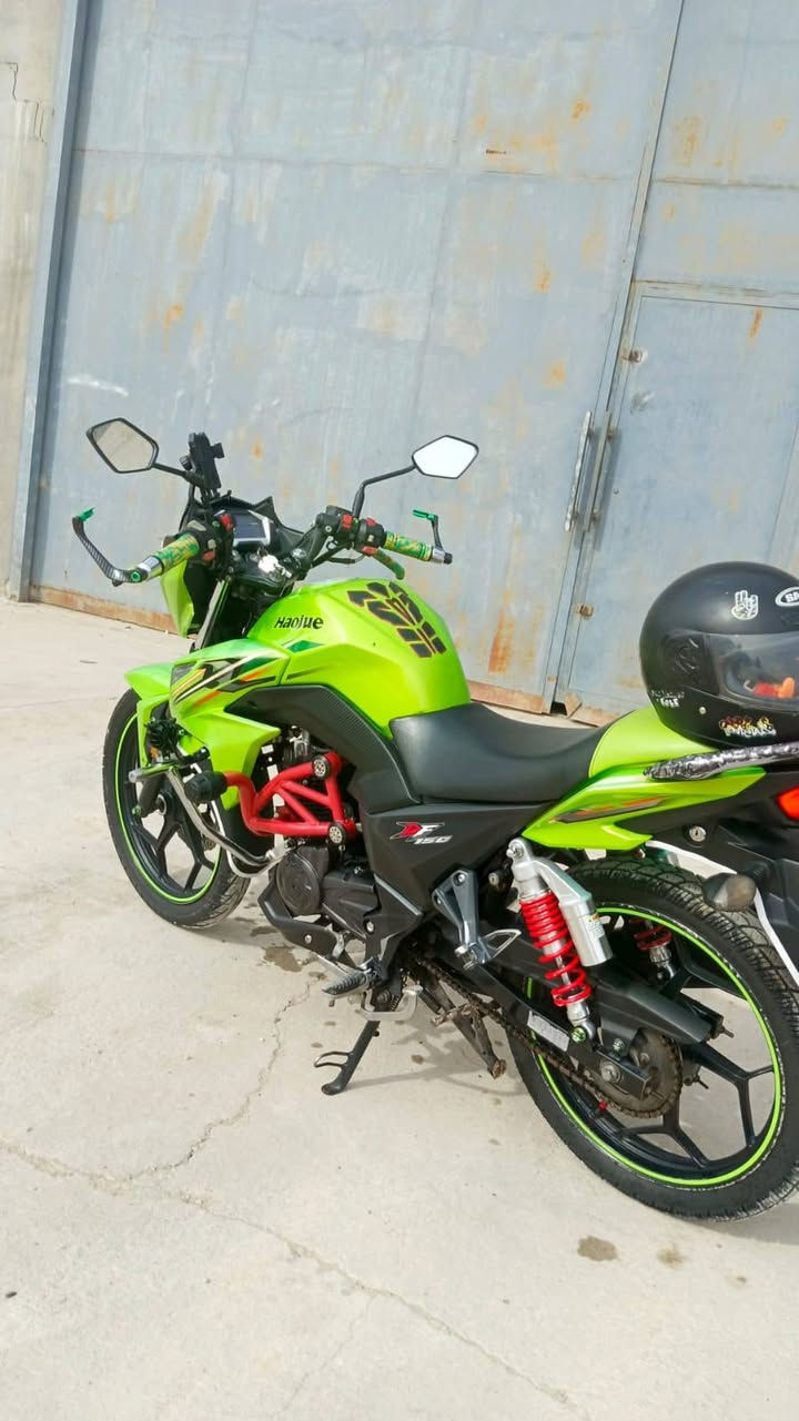 السلام عليكم دراجه هوجي دي اف للبيع مسجل وكامل تحويل ثاني يوم ب19 وبي مجال
عنوان الرمادي خمسه كيلو 
***********
