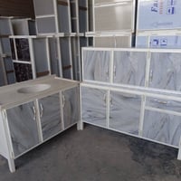 كاونتر مترونص مع ملحق متر ونص مع سنك مرمر متر و20 السعر 💸210فقط تخفيضا...