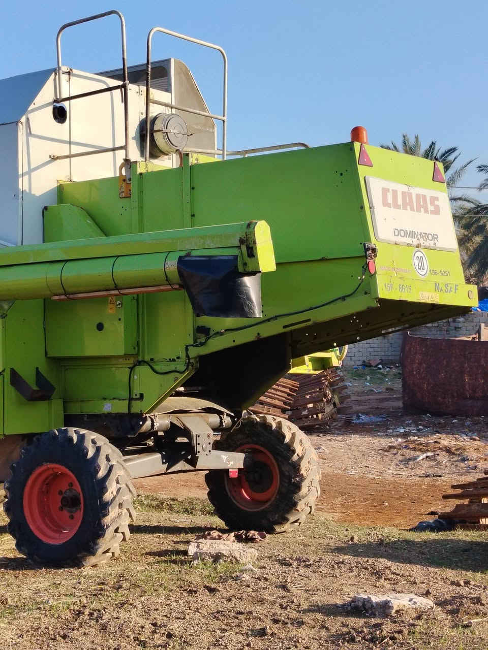 سلام عليكم مكينه 2006 صدامي رقم صلاح الدين مكينه جاهزه برينه نفخ تيرات 26 مكينه مشروطه مكان نحف مشخاب رقم الهاتف (***********)
