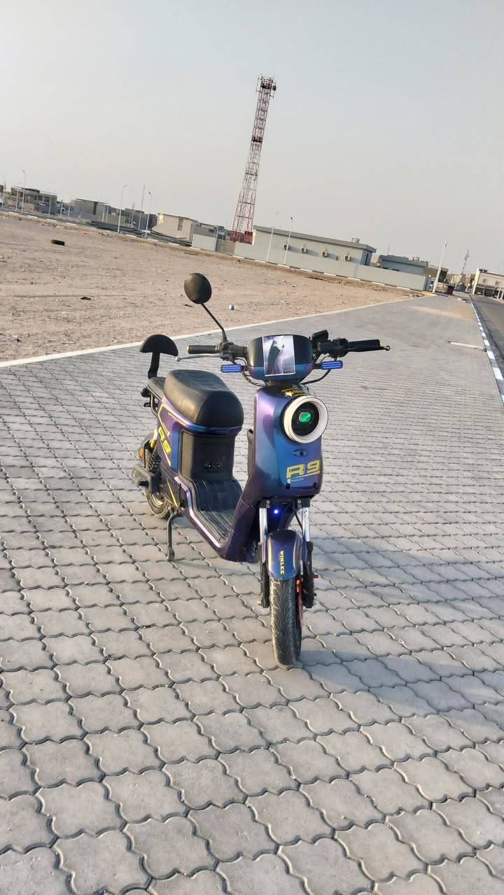 سلام عليكم خوان دراجه أر تسعه لبيع  خمس بطاريات الدراجه جديده موديل 2026 لعنوان بصره زبير رقم*********** سعر خاص
