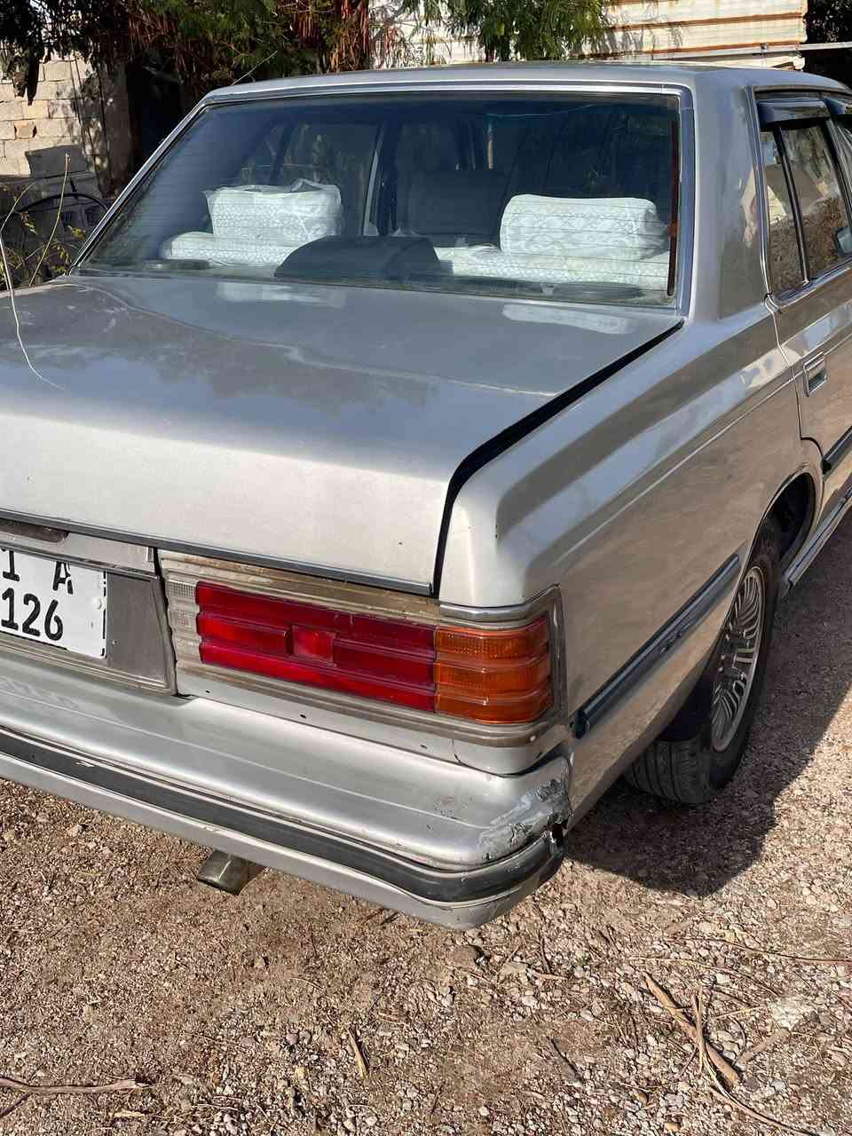 السلام عليكم
سيارة سوبر 
موديل: 1983
الرقم :جديد إنجليزي 
السنوية: جديدة و بصمة جديدة 
المواصفات: لون رصاصي سيارة بلادية غير مضروبة ومصبوغة عام للجمالية فقط 
تبريد شغال بارد جدا ، كهربائيات كلهه شغاله ، دواخل جديدة ، مع شاشة كهربائية شغالة، كير عادي ، سيارة كاملة مكمله كلشي متحتاج 
مكان بغداد 
السعر :47ورقة 
للاتصال و الاستفسار:
***********
***********
