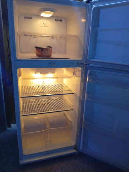 سلام عليكم ثلاجات مال كويت سعر وحده 200 وبيهه مجال عنوان بصره قبله***********
