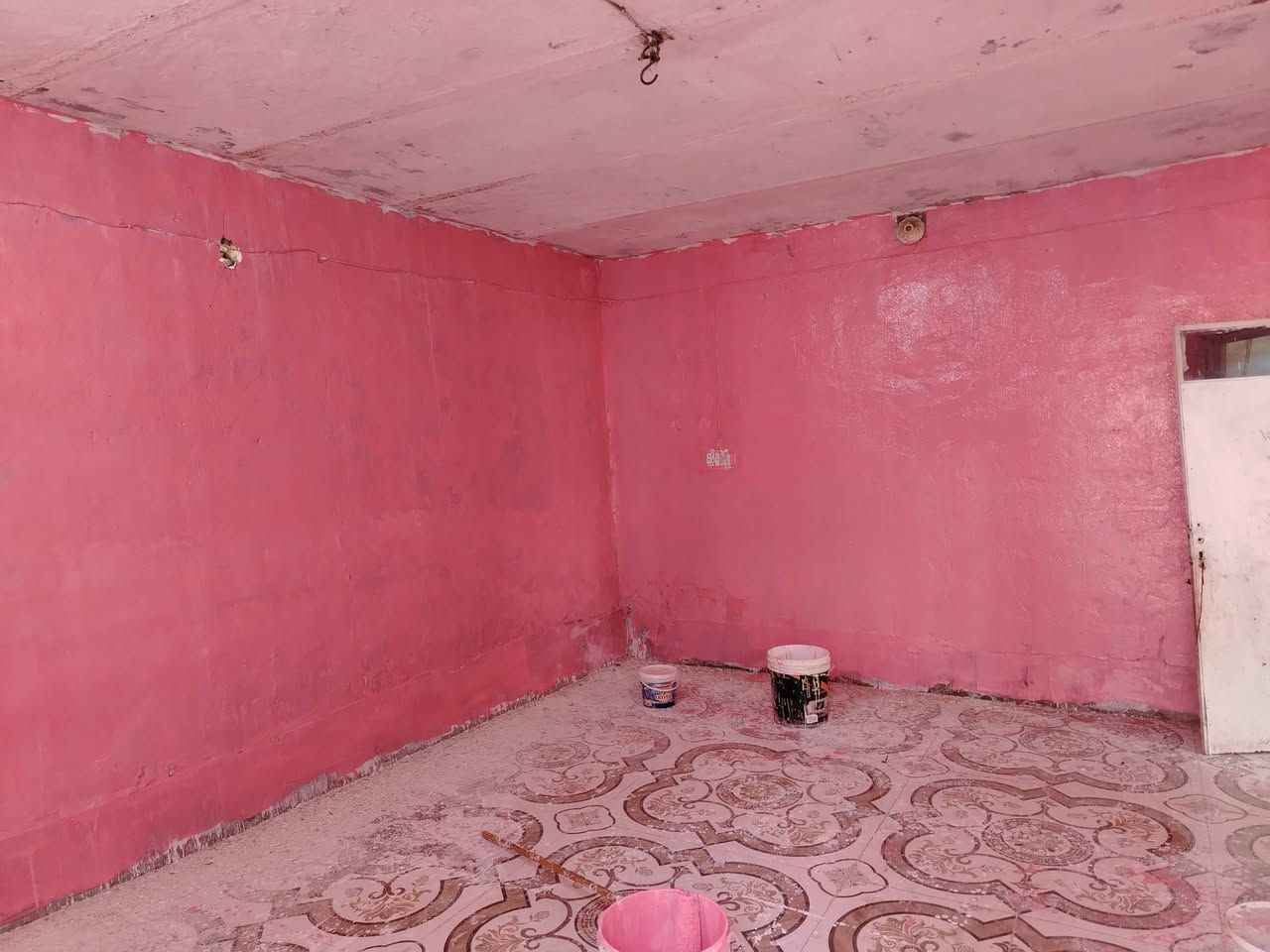 سلام عليكم بيت تجاوز لبيع غرفه عكاده وستقبال عكاده سراميك ومطبخ وصحيات مساحته 400متر راقم ***********واتساب فقط سعر 8وبيه مجال من طرف المندوبه ليان امانت الله
